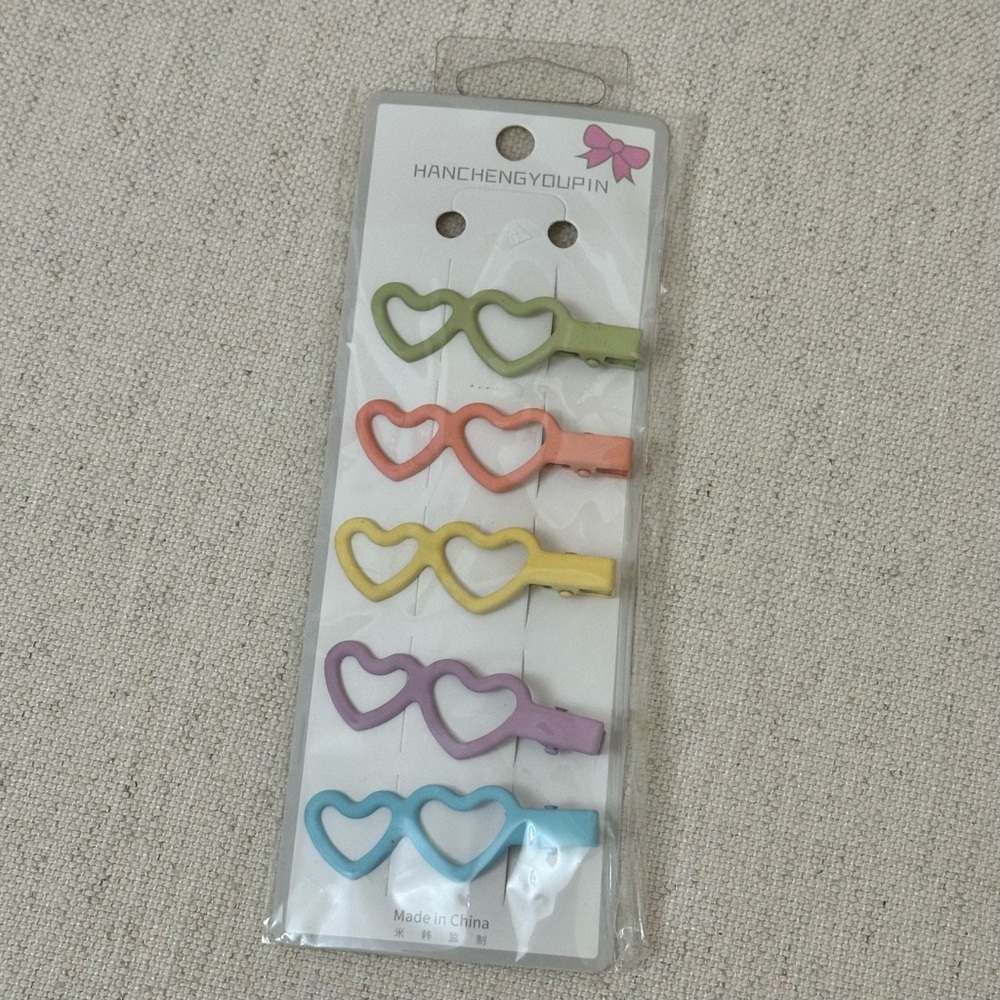 Heart-shaped Hair Clips